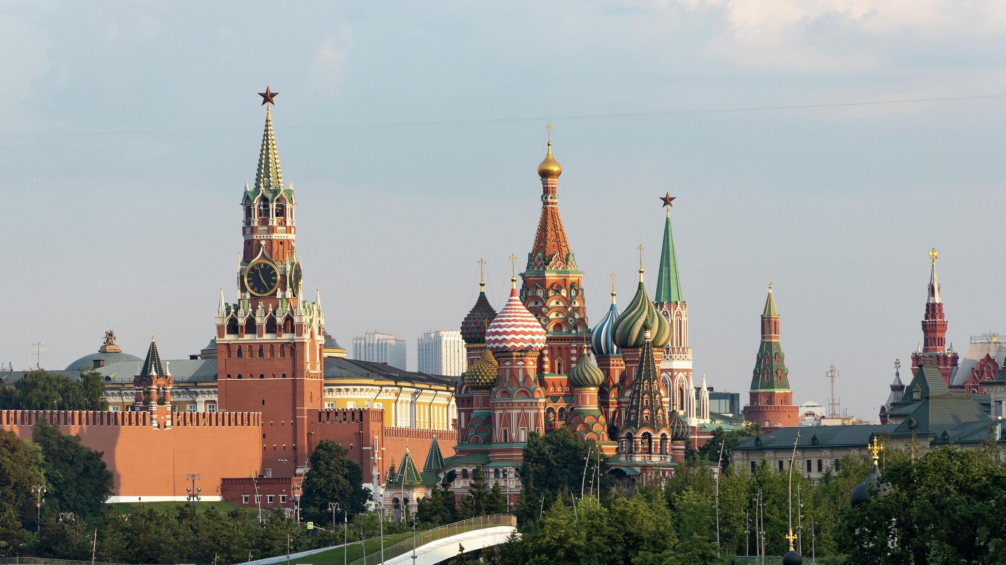 Russian Navy Can Protect Merchant Ships - Kremlin