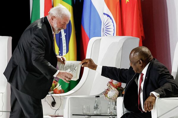 South African President Cyril Ramaphosa emphasized that the BRICS Summit opens a window for new investment in the bloc&#x27;s economies. - Sputnik International