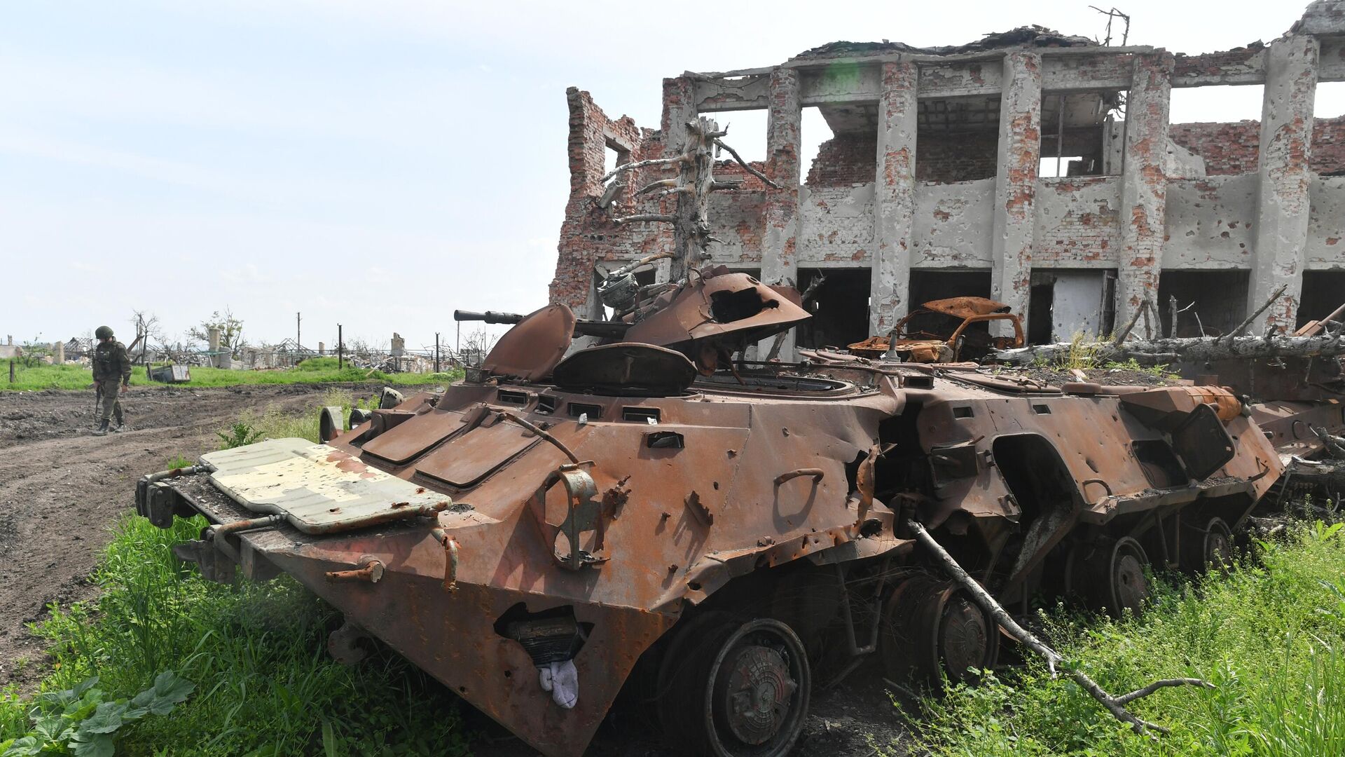 Why Houthi rebels are kicking the crap out of the world's best tank