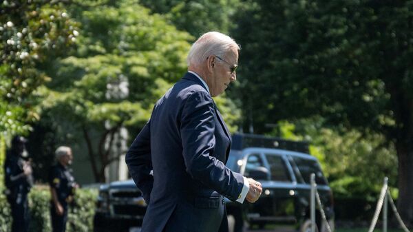 US President Joe Biden walks to board Marine One on the South Lawn of the White House in Washington, DC, on August 17, 2023 - Sputnik International