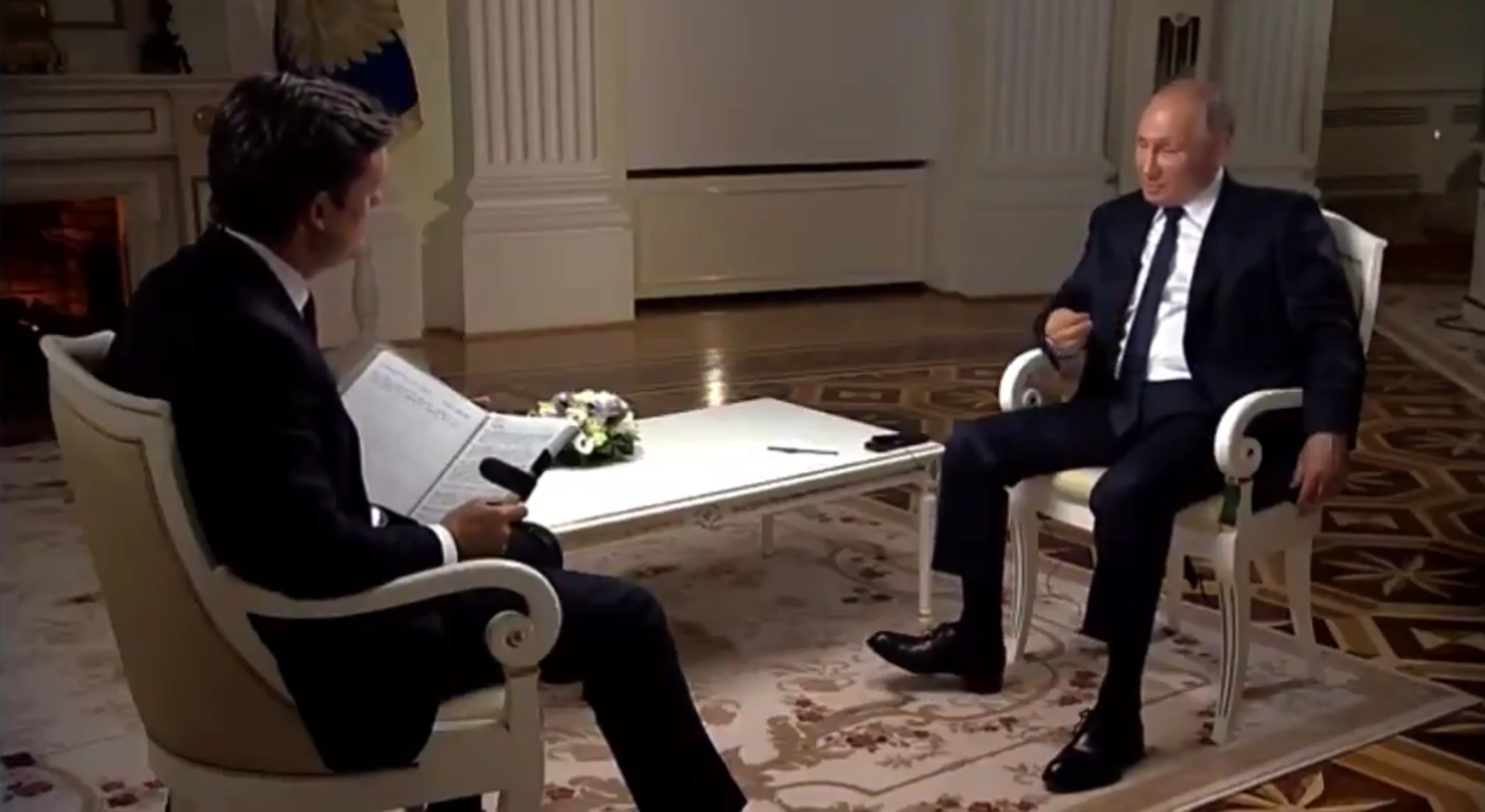 An X (formerly Twitter) screenshot of Russian President Vladimir Putin's interview with NBC News' Keir Simmons in 2021. - Sputnik International, 1920, 29.08.2023