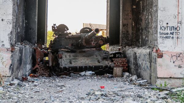 A destroyed tank of the Ukrainian Armed Forces. File photo - Sputnik International