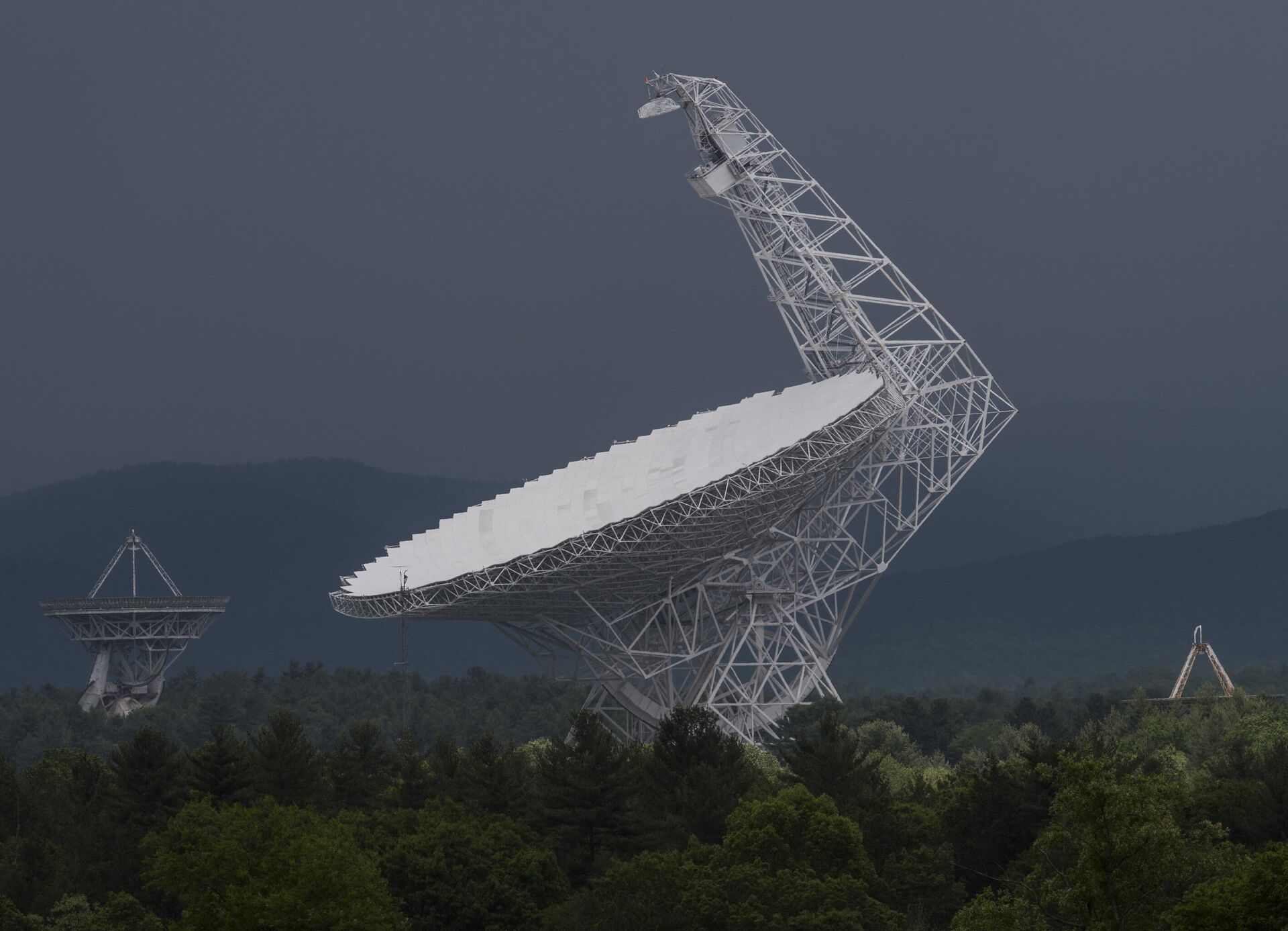 The Green Bank Telescope is seen in Green Bank, West Virginia on May 28, 2018.  - Sputnik International, 1920, 03.09.2023