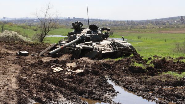 A destroyed tank of Ukraine's Armed Forces in April, 2023. - Sputnik International
