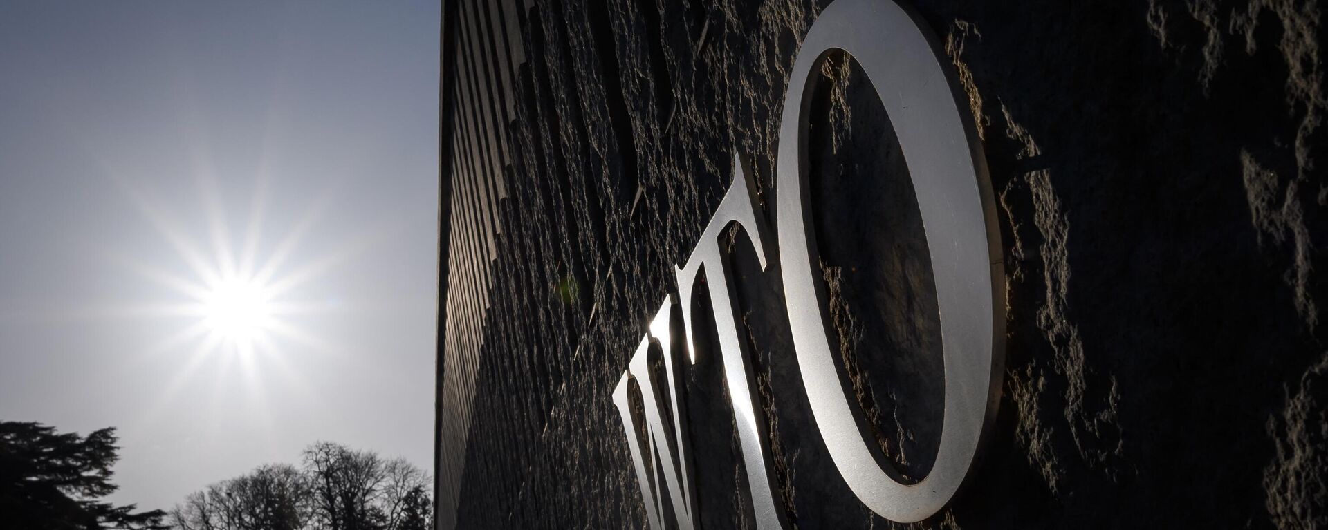 A sign of the World Trade Organization (WTO) is seen at the trade intergovernmental organization headquarters in Geneva on December 10, 2019.  - Sputnik International, 1920, 10.09.2023