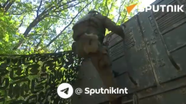 Rare footage of Russian Iskanders working against the Armed Forces of Ukraine - Sputnik International