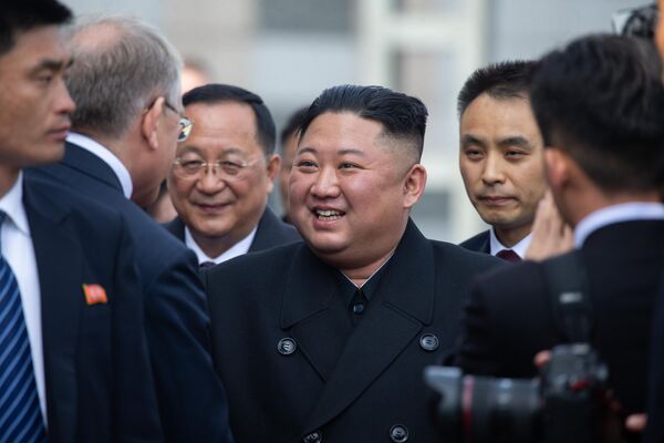 Kim Jong-un at Vladivostok railway station. - Sputnik International