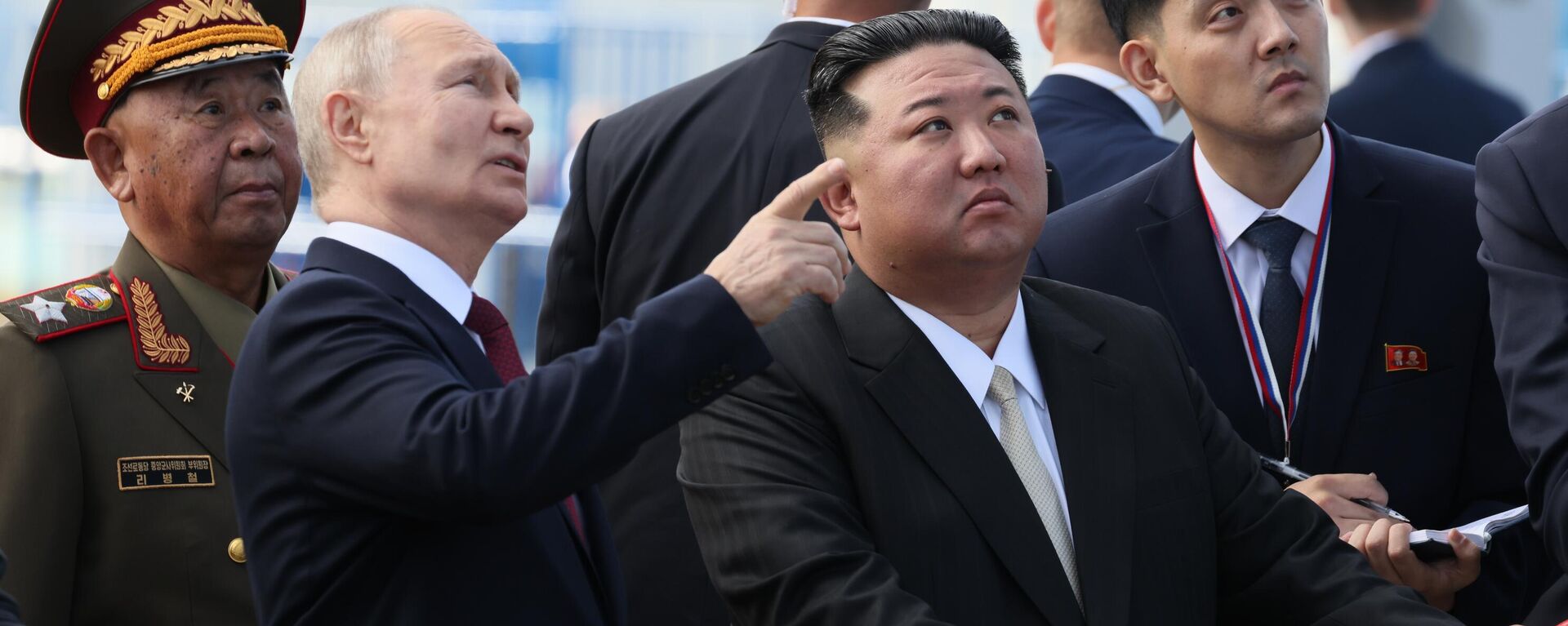 Vladimir Putin and Kim Jong Un inspect Vostochny Cosmodrome - Sputnik International, 1920, 21.11.2024