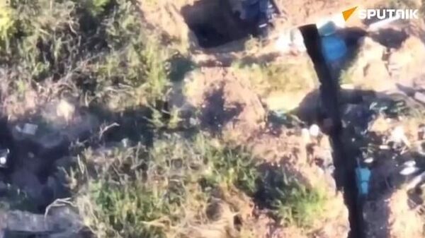 Russian kamikaze drone obliterates Ukrainian mortar crew in Soledar direction - Sputnik International