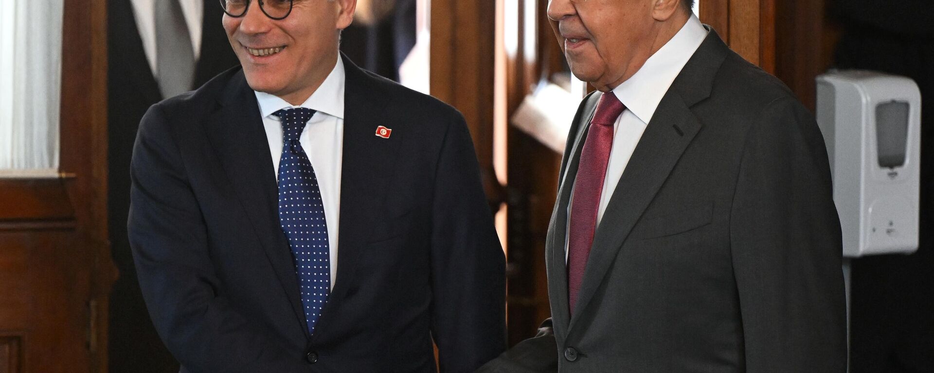 Tunisian Foreign Minister Nabil Ammar and Russian Foreign Minister Sergey Lavrov - Sputnik International, 1920, 26.09.2023