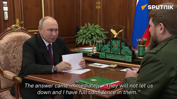 Putin meets Kadyrov - Sputnik International