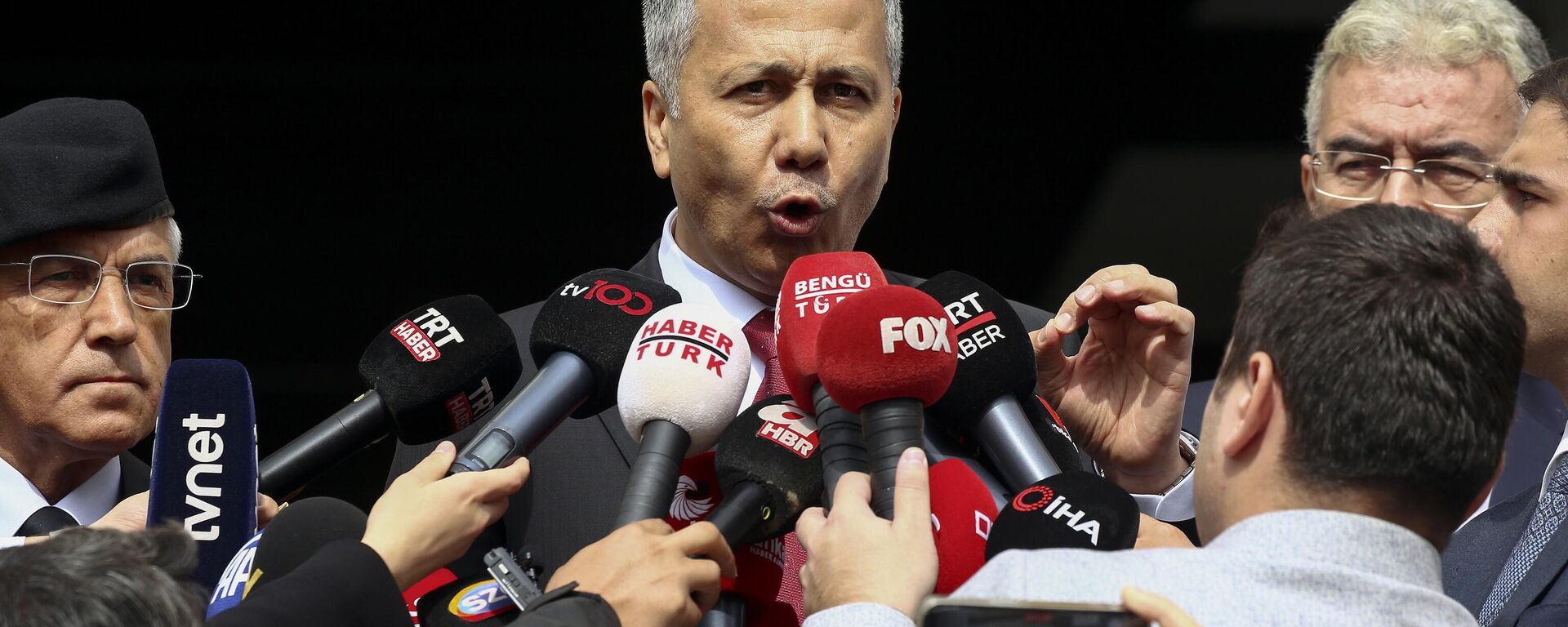 Turkish Interior Minister Ali Yerlikaya talks to journalists in Ankara, Sunday, Oct. 1, 2023. A suicide bomber detonated an explosive device in the heart of the Turkish capital, Ankara, on Sunday, hours before parliament was scheduled to reopen after a summer recess. A second assailant was killed in a shootout with police.  - Sputnik International, 1920, 15.05.2024