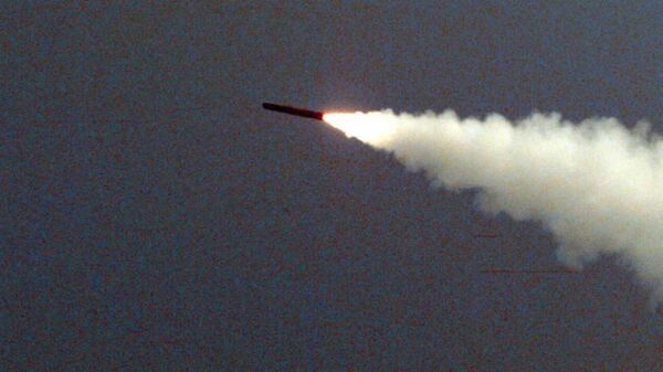 A Tomahawk Cruise missile launched from the US Navy's Arliegh Burke Class Destroyer USS LaBoon (DDG 58). - Sputnik International