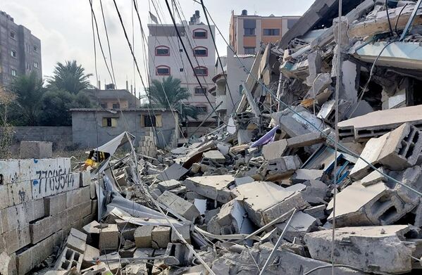Debris from what was a residential building in the Gaza Strip.  - Sputnik International