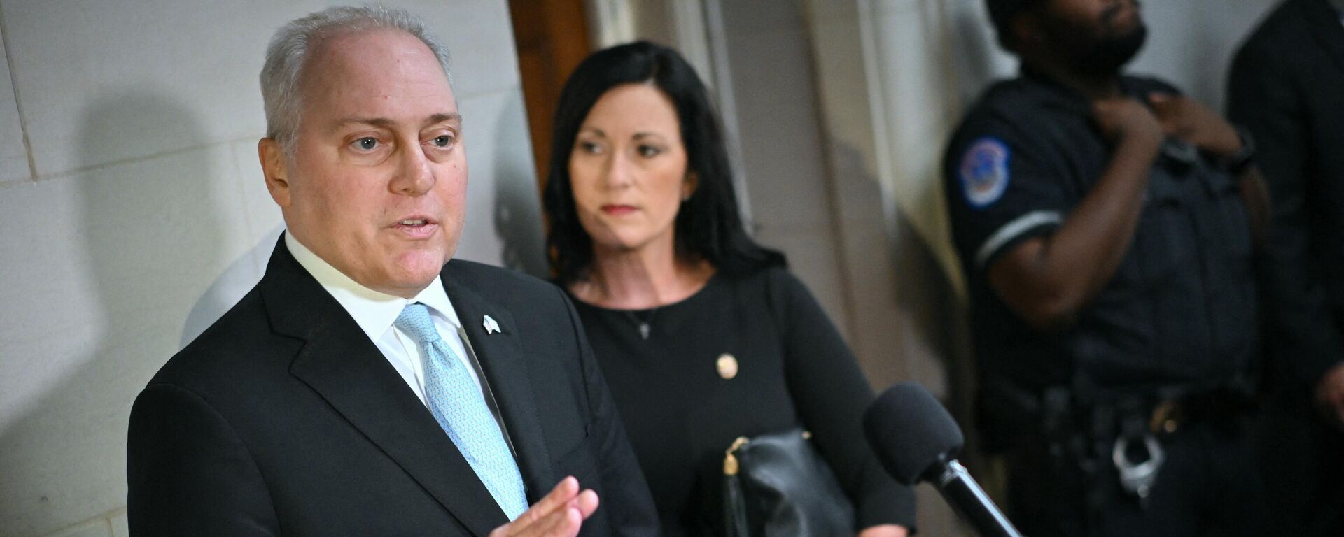 House Majority Leader Steve Scalise speaks to reporters after a closed-door vote meeting to nominate the US Speaker of the House candidate at the US Capitol in Washington, DC, October 11, 2023 - Sputnik International, 1920, 11.10.2023