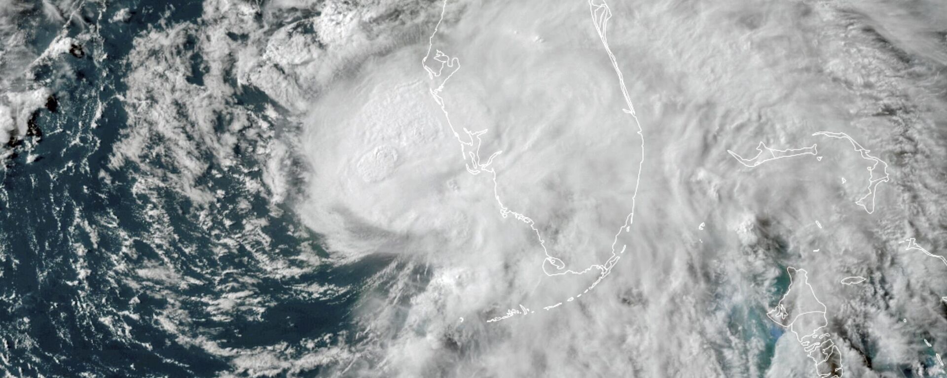 This GOES-16 GeoColor satellite image taken Tuesday, July 6, 2021, at 5:50 p.m. EDT, and provided by NOAA, shows Tropical Storm Elsa in the Gulf of Mexico off the coast of Florida. - Sputnik International, 1920, 04.08.2024