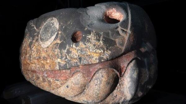 Excavated giant Aztec snakehead beneath Mexico City university - Sputnik International
