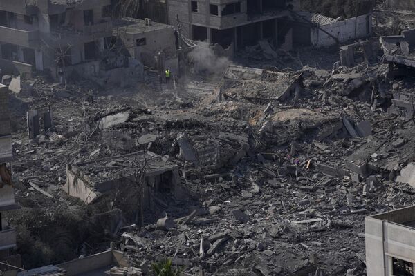 Destruction from Israeli airstrikes is seen in Gaza City on October 11, 2023. - Sputnik International