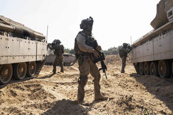 Israeli troops  on ground operations in Gaza. - Sputnik International