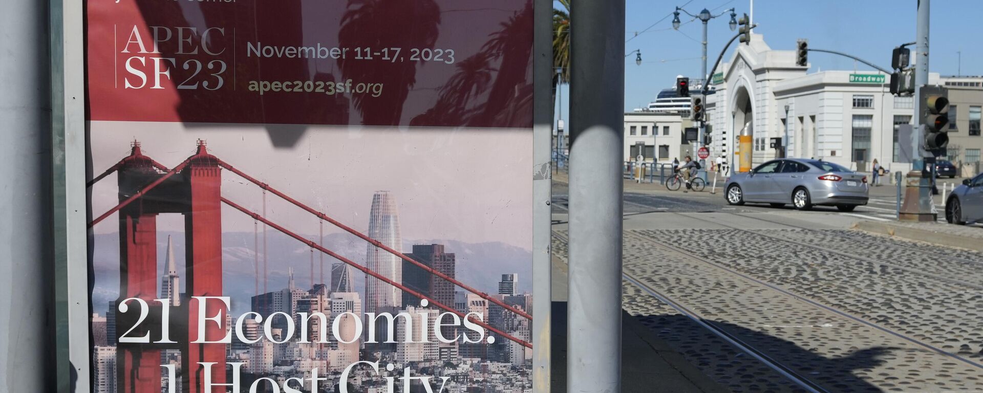 Signage along the Embarcadero promotes the upcoming Asia-Pacific Economic Cooperation leaders summit in San Francisco, Wednesday, Oct. 18, 2023. - Sputnik International, 1920, 07.11.2023