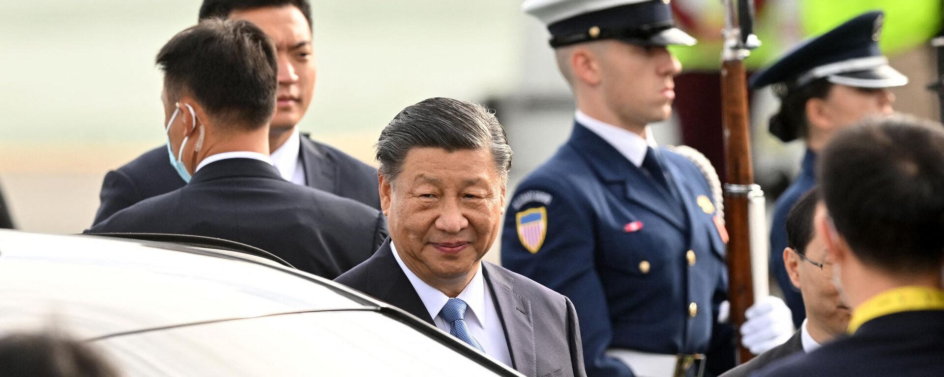 Chinese President Xi Jinping arrives at San Francisco International airport to attend the Asia-Pacific Economic Cooperation (APEC)  - Sputnik International, 1920, 15.11.2023