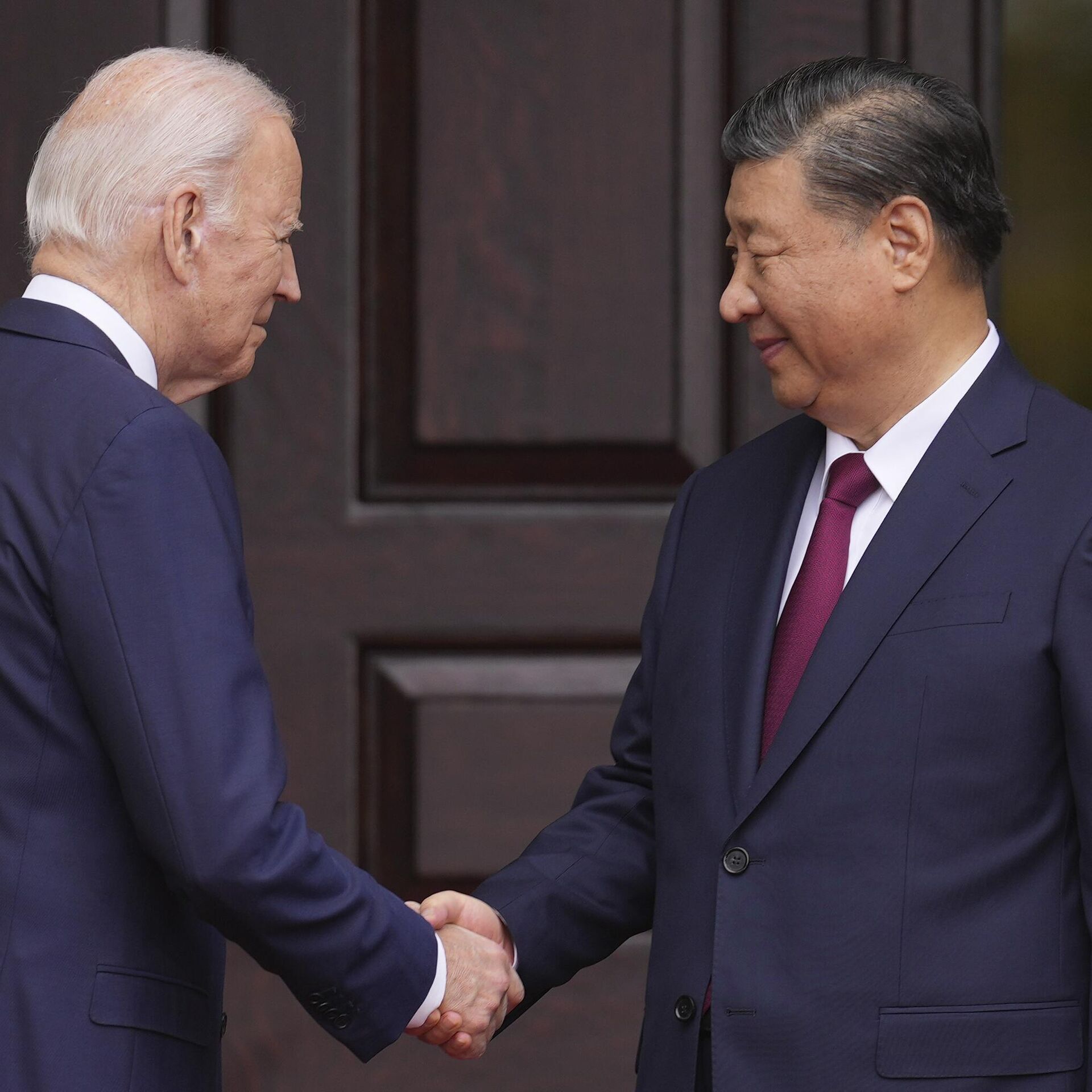 Biden, Xi Affirm Global Importance of Stable US-China Relationship at ...
