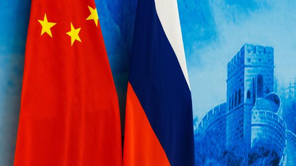  Russian, Chinese flags. - Sputnik International