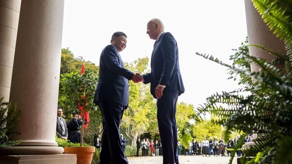 President Joe Biden greets China's President President Xi Jinping at the Filoli Estate in Woodside, Calif., Wednesday, Nov, 15, 2023, on the sidelines of the Asia-Pacific Economic Cooperative conference. - Sputnik International