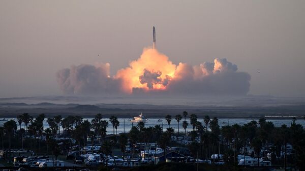 SpaceX's Starship rocket launches from Starbase during its second test flight in Boca Chica, Texas, on November 18, 2023.  - Sputnik International