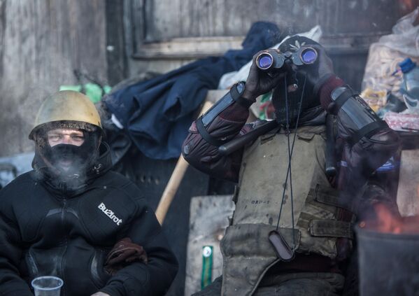 Opposition supporters on Grushevskogo Street in Kiev. - Sputnik International