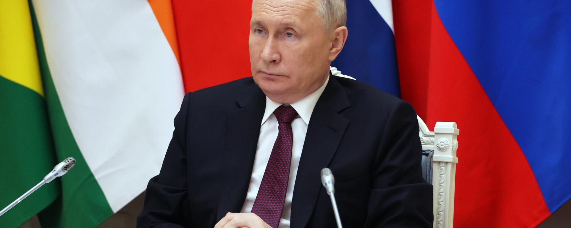 Russian President Vladimir Putin takes part in a virtual emergency summit of the BRICS bloc of nations dedicated to the Palestinian-Israeli conflict. November 21, 2023. - Sputnik International, 1920, 21.11.2023