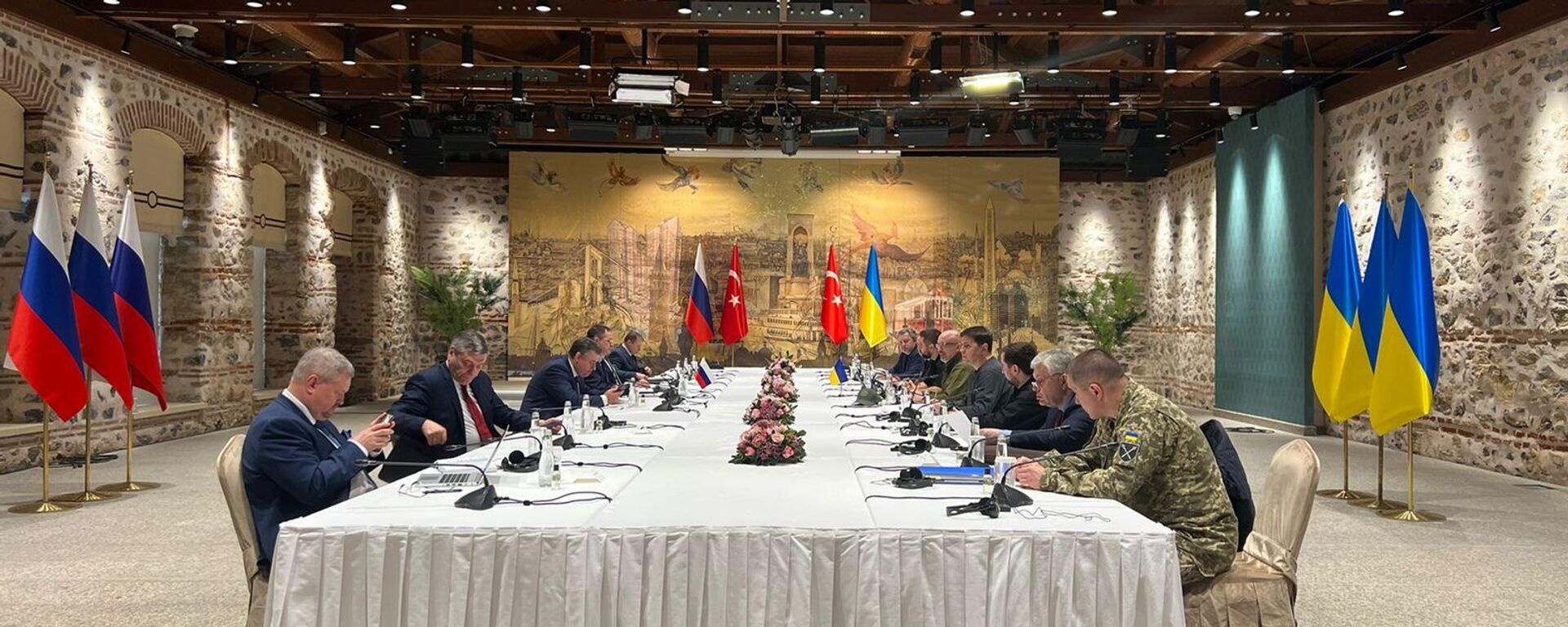 مذاکرات صلح روسیه و اوکراین در استانبول در مارس 2022 - اسپوتنیک بین المللی، 1920، 2024/04/28