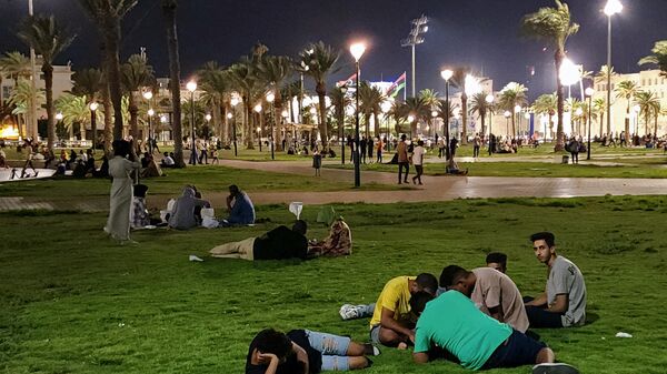 Libyans gather at Martyrs' Square in Tripoli on September 5, 2023 - Sputnik International