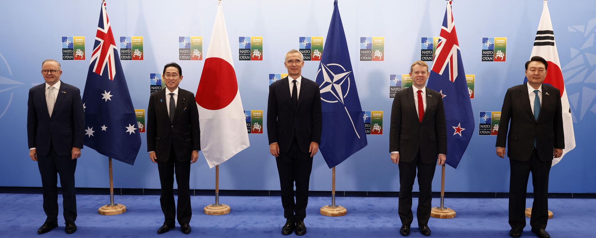 (L-R) Australia's Prime Minister Anthony Albanese, Japan's Prime Minister Fumio Kishida, NATO Secretary General Jens Stoltenberg, New Zealand's Prime Minister Chris Hipkins and South Korea's President Yoon Suk-yeol pose for a family photo prior to a meeting of the North Atlantic Council (NAC) with Asia Pacific partners during the NATO Summit in Vilnius, Lithuania, on July 12, 2023.  - Sputnik International, 1920, 14.12.2023