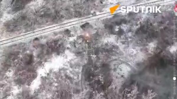UAV units of Russian paratroopers destroy Ukrainian infantry near Artemovsk using drones - Sputnik International
