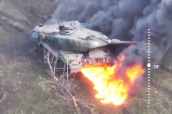 Destroyed Leopard tank. - Sputnik International