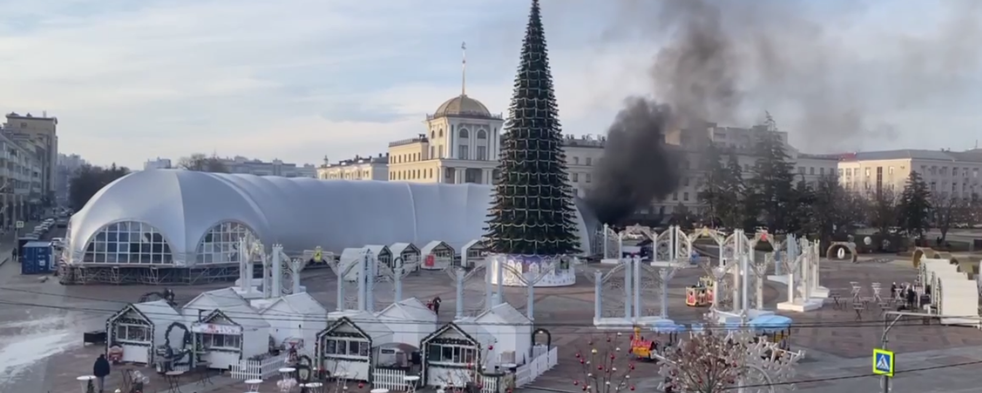Aftermath of Ukrainian shelling of Belgorod, Russia, which hit the New Year skating rink. December 30, 2023. - Sputnik International, 1920, 30.12.2023