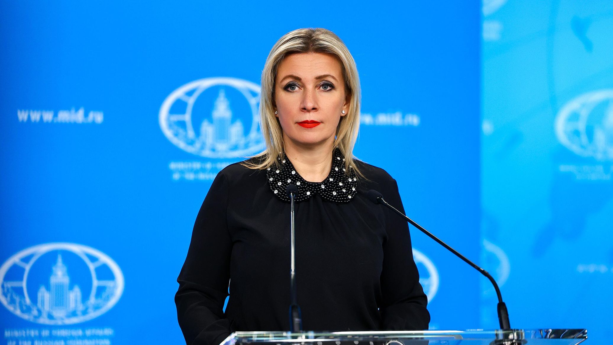 Zakharova Derides Sikorski`s War Panic With Antipsychotic Jab