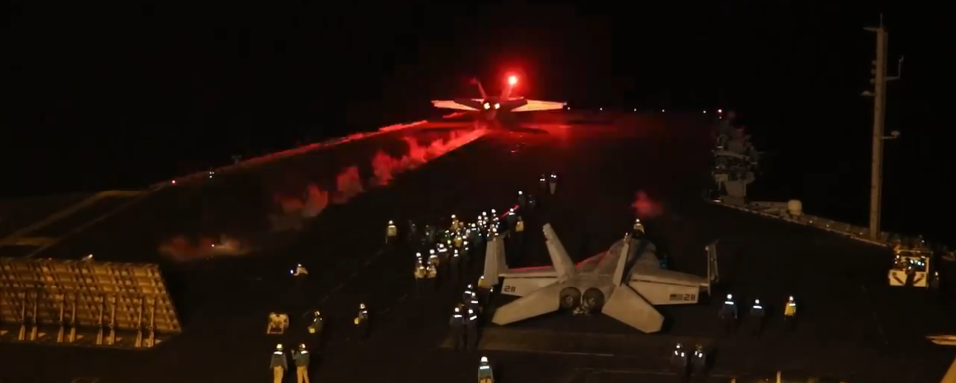 An X screenshot of US Navy planes taking part in in the January 11, 2024 air strikes on Houthi targets in Yemen, conducted by the US and the UK.  - Sputnik International, 1920, 03.06.2026