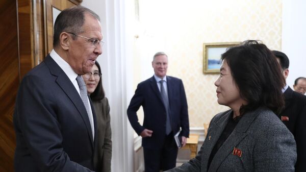 Russian Foreign Minister Sergey Lavrov welcomes North Korean Deputy Foreign Minister Choe Son Hui prior to their meeting in Moscow, Russia - Sputnik International