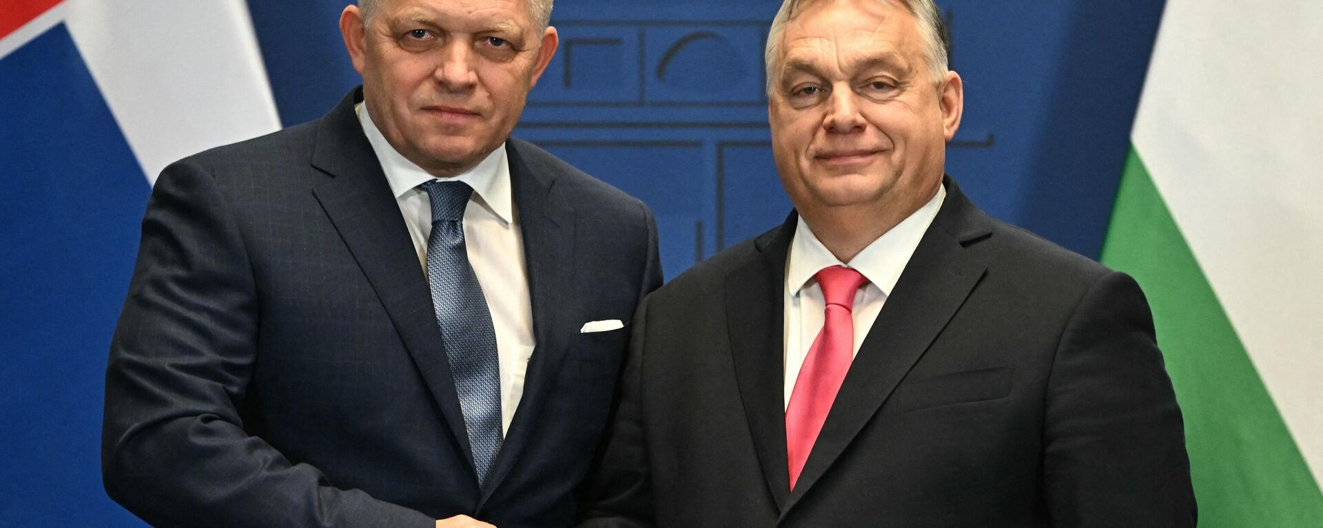 Slovakian Prime Minister Robert Fico (L) and his Hungarian counterpart Viktor Orban in Budapest, on January 16, 2024. - Sputnik International, 1920, 24.01.2024