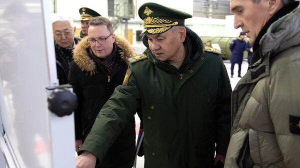 Russian Defence Minister Sergei Shoigu visits the Bereznyak Raduga State Machine Building Design Bureau (part of Tactical Missiles Corporation) to check the implementation of a state defense order, in the Moscow region, Russia. - Sputnik International
