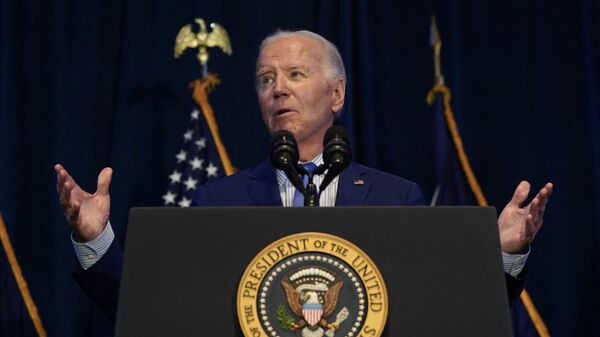 US President Joe Biden speaks during the South Carolina’s First in the Nation Dinner at the South Carolina State Fairgrounds in Columbia, South Carolina, on January 27, 2024.  - Sputnik International