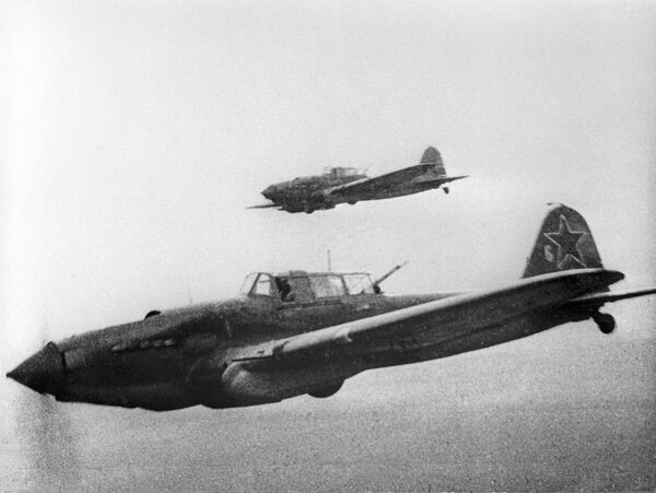 Soviet Il-2 warplanes on a mission near Stalingrad. - Sputnik International