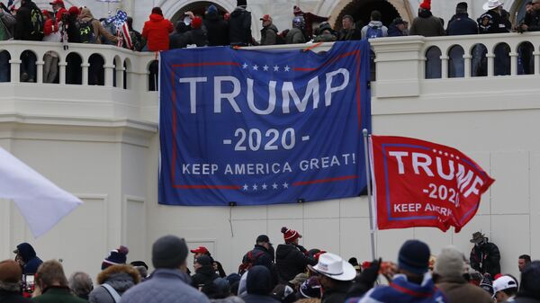 Supporters of US President Donald Trump storm the US Capitol - Sputnik International