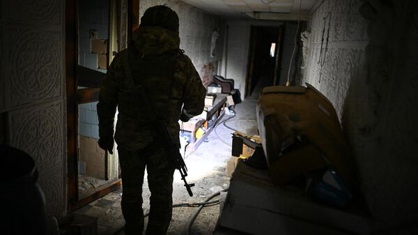 Inside NATO-Supplied, Starlink-Equipped Ukrainian Command Post in Avdeyevka Coke Plant's Ruins - Sputnik International