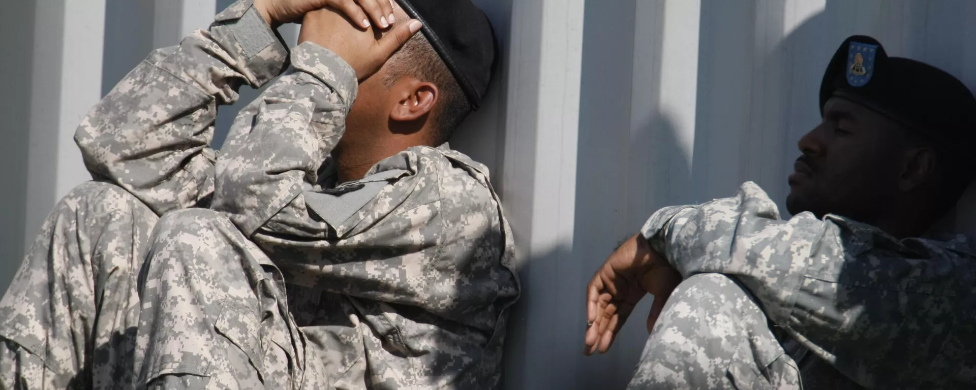 An unidentified army soldier looks emotional during a memorial service at Fort Hood, Texas, Tuesday, Nov. 10, 2009, where President Barack Obama spoke - Sputnik International, 1920, 18.05.2024