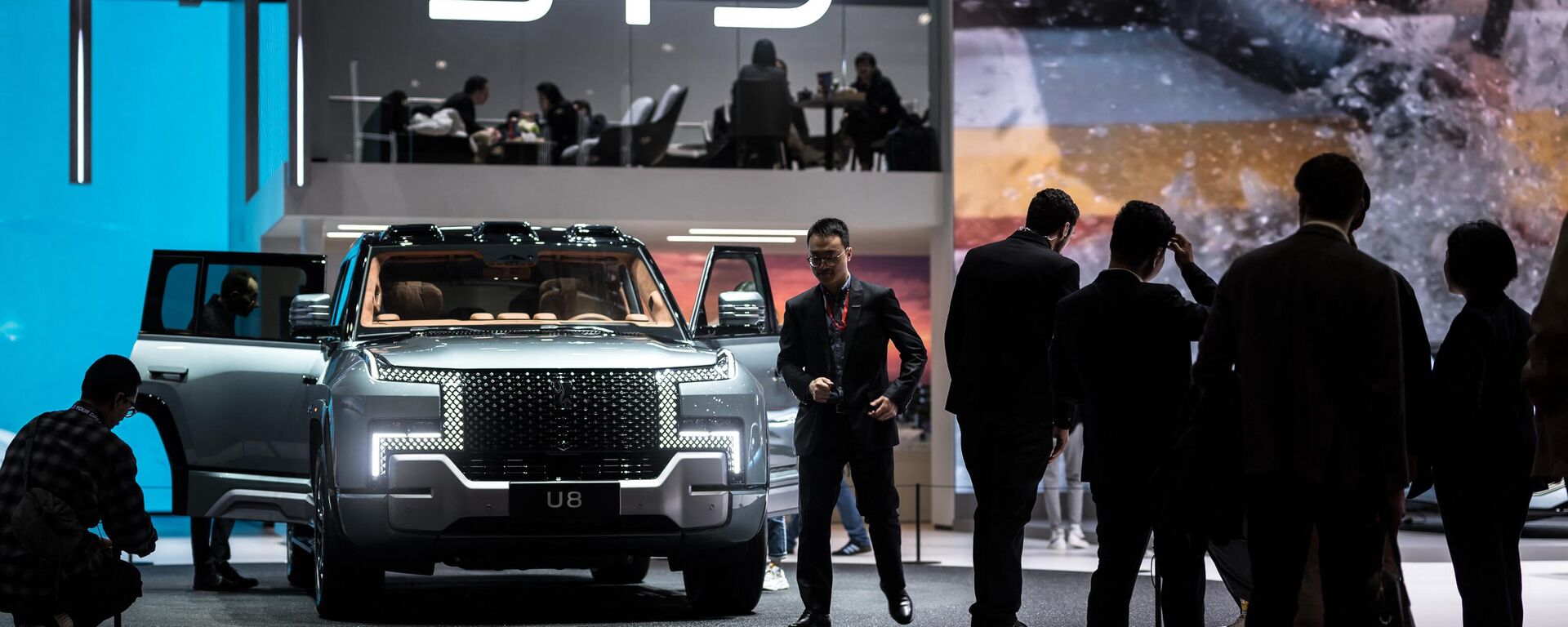 A Yangwang U8 giant SUV is seen on the stand of the Chinese carmaker BYD at the Geneva International Motor Show in Geneva, on February 27, 2024. - Sputnik International, 1920, 03.03.2024