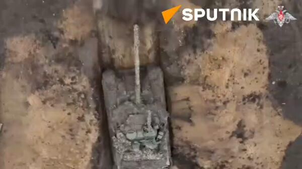 Russian tank units destroy Ukrainian stronghold in Zaporozhye region - Sputnik International
