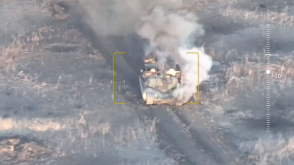Screenshot of social media video showing a second US M1 Abrams tank delivered to Ukraine going up in smoke in the Donbass. - Sputnik International
